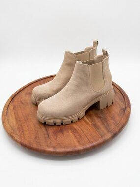 Vegan Beige chunky Chelsea-style ankle boots from SODA US 9